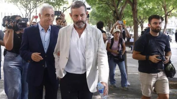 配资股票配资按月配资 罗塞尔：当年巴萨拥有梅西等世界顶尖球员，我们没必要买裁判